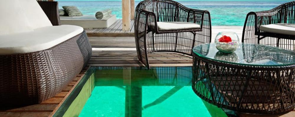 content/hotel/Jumeirah Vittaveli/Accommodation/Ocean Suite with Pool/JumeirahVittaveli-Acc-OceanSuitePool-08.jpg